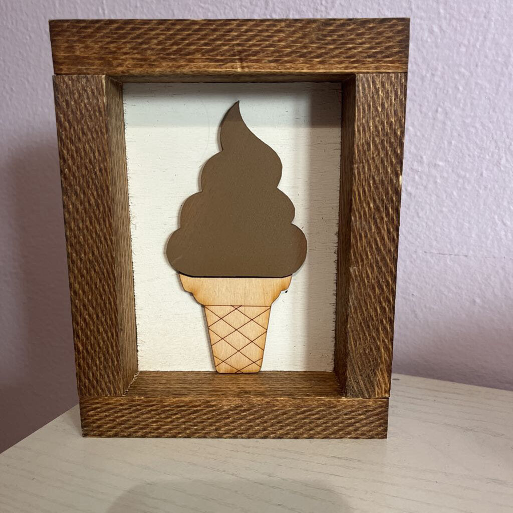 Chocolate ice cream mini