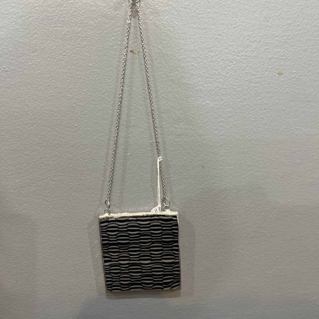 Black & White Optical Wall Hanger