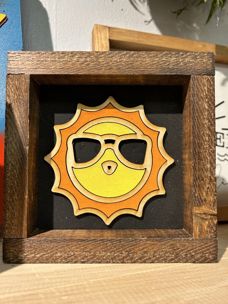 sunglasses mini (shelf sitter)