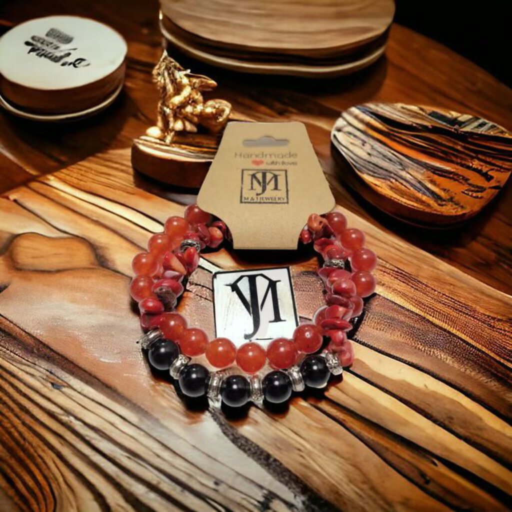 MJ Red Coral Cornelian w/Onyx Bracelet
