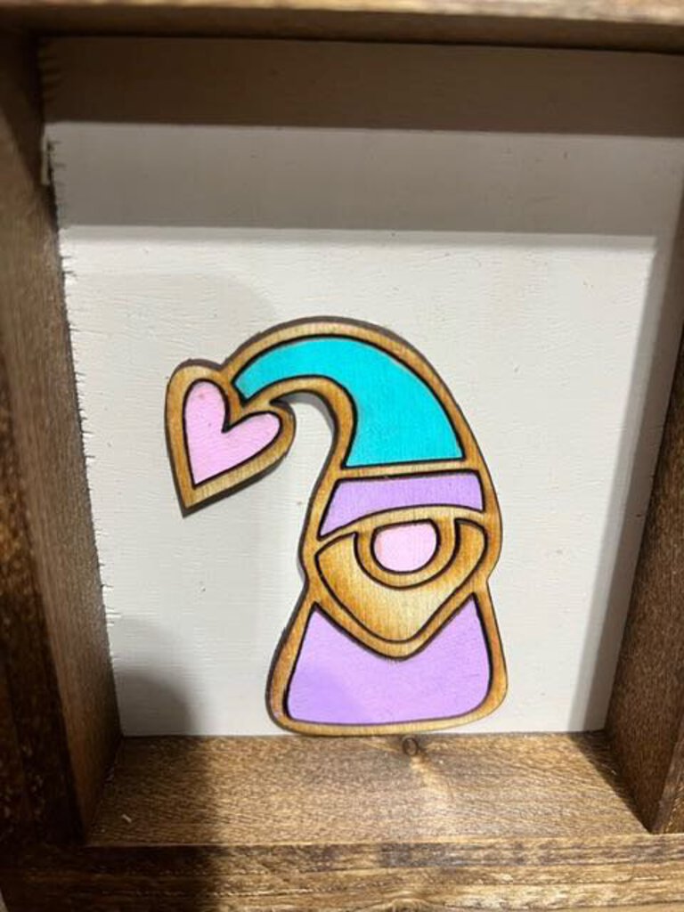 Heart Gnome mini (shelf sitter)