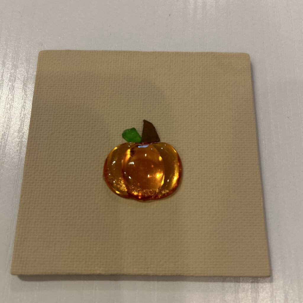 Tan magnet pumpkin