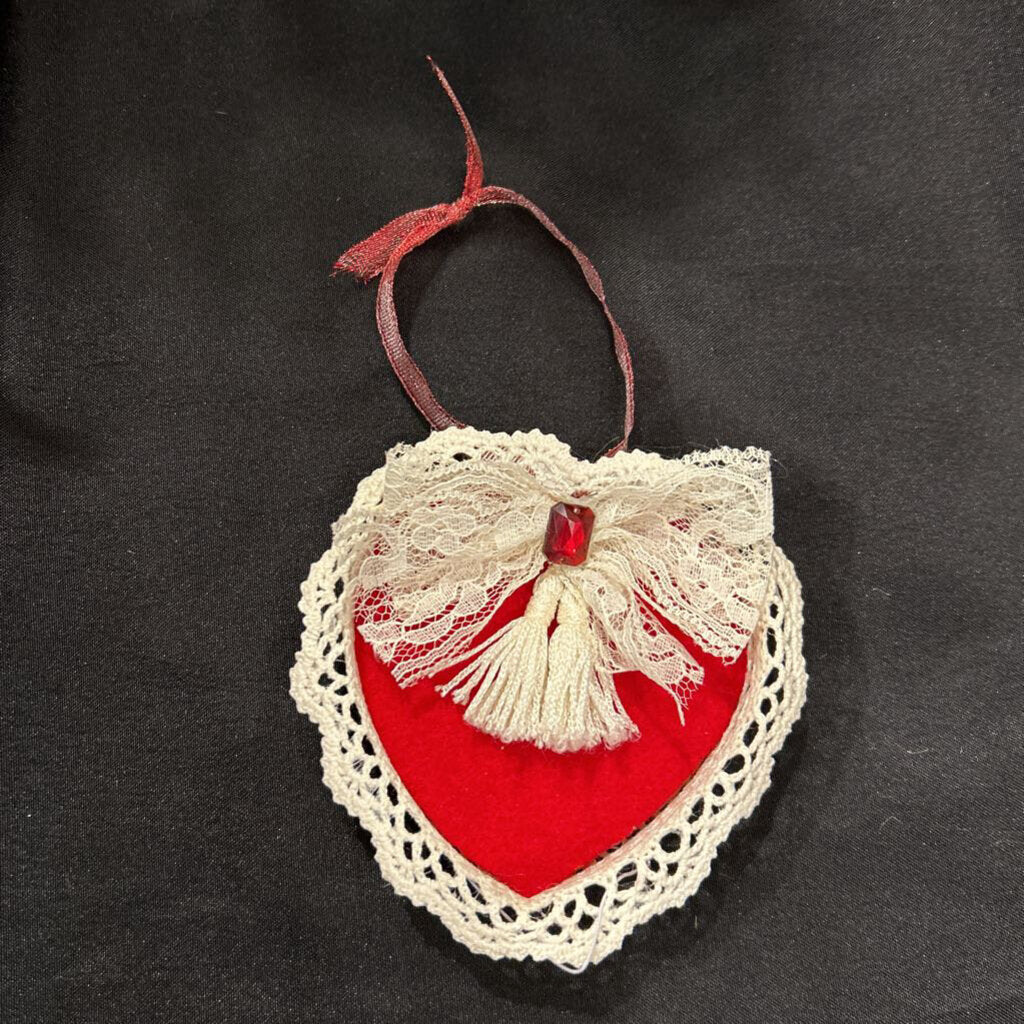 Lace Heart Orn-Sm