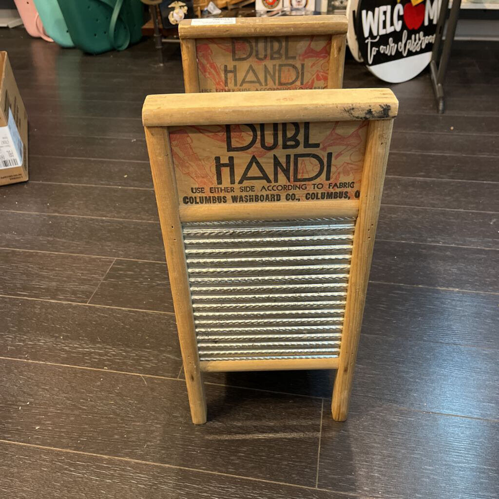 Washboard Magazine Rack