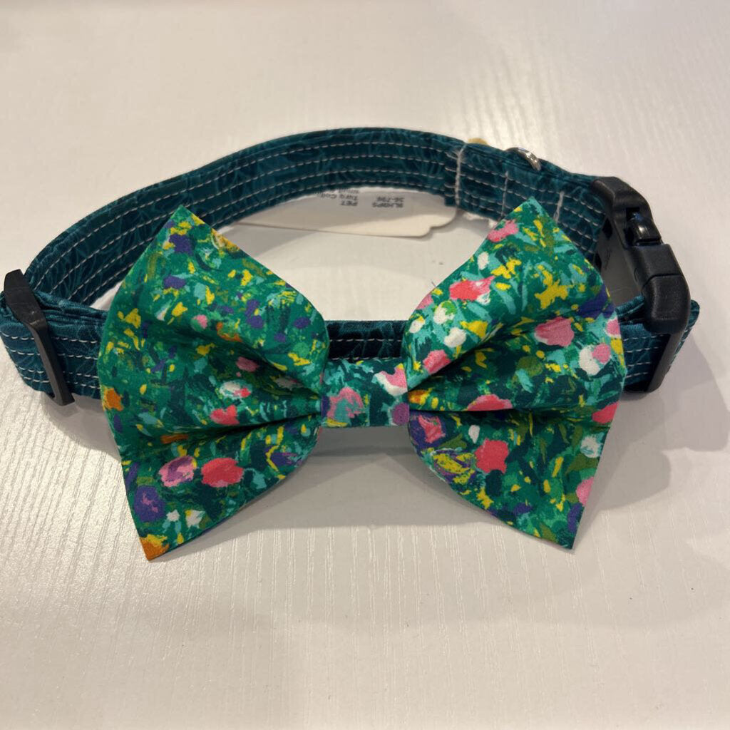 Turq Collar with small floral Bow