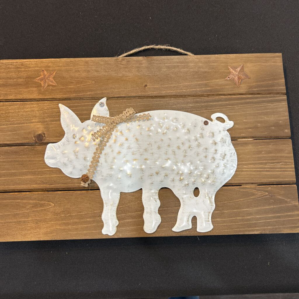 Rustic Pig Hanger
