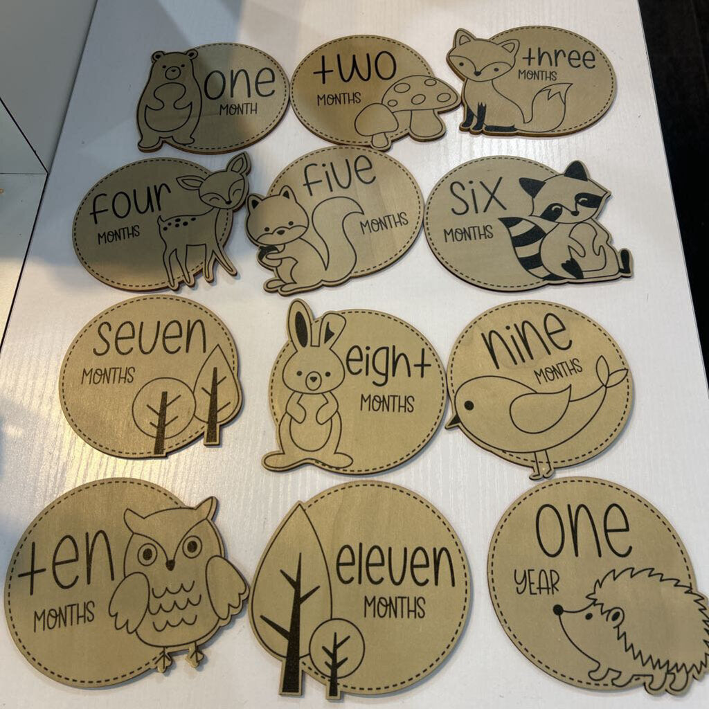 Animal Baby Milestone Signs
