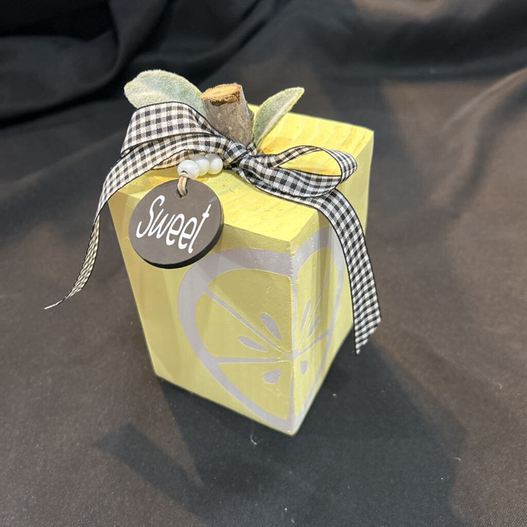 Block 5" Lemons with Sweet tag