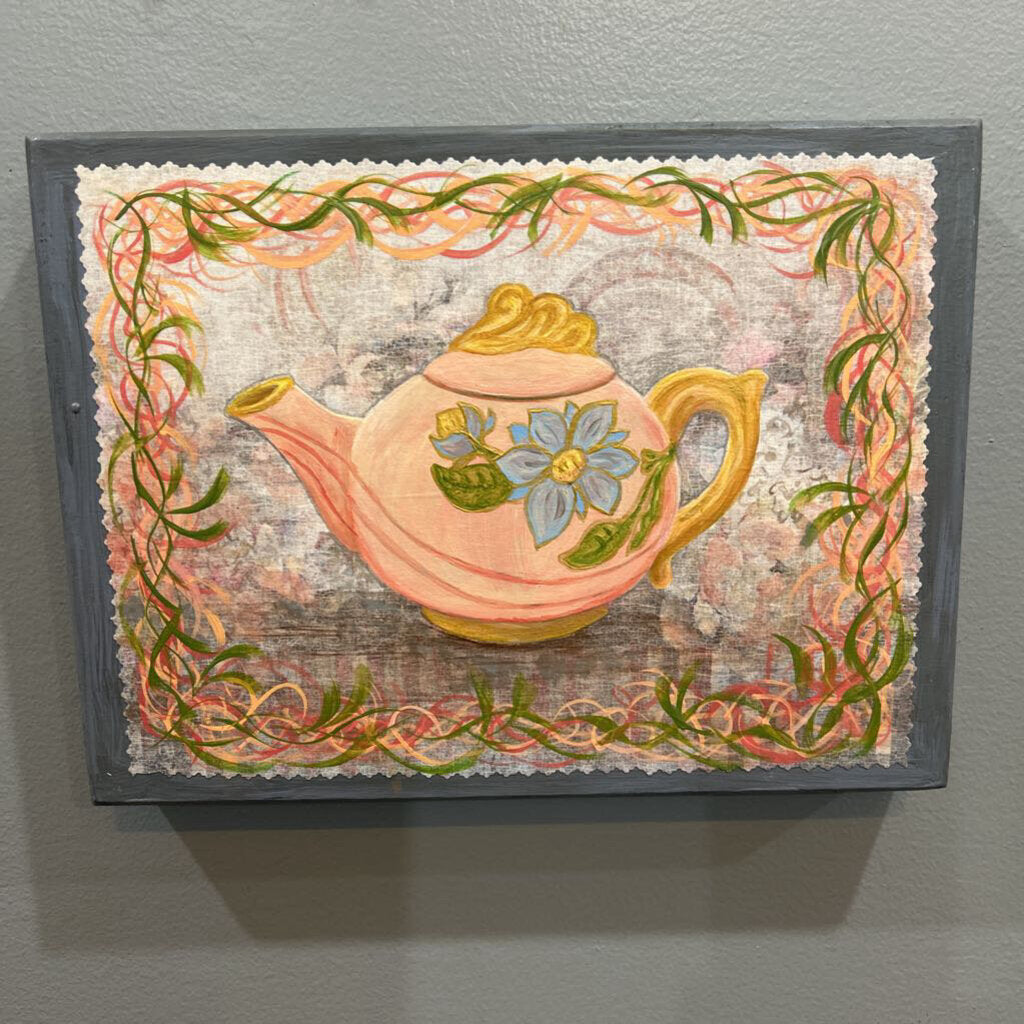 Wood Grandma Hulls Teapot Painting