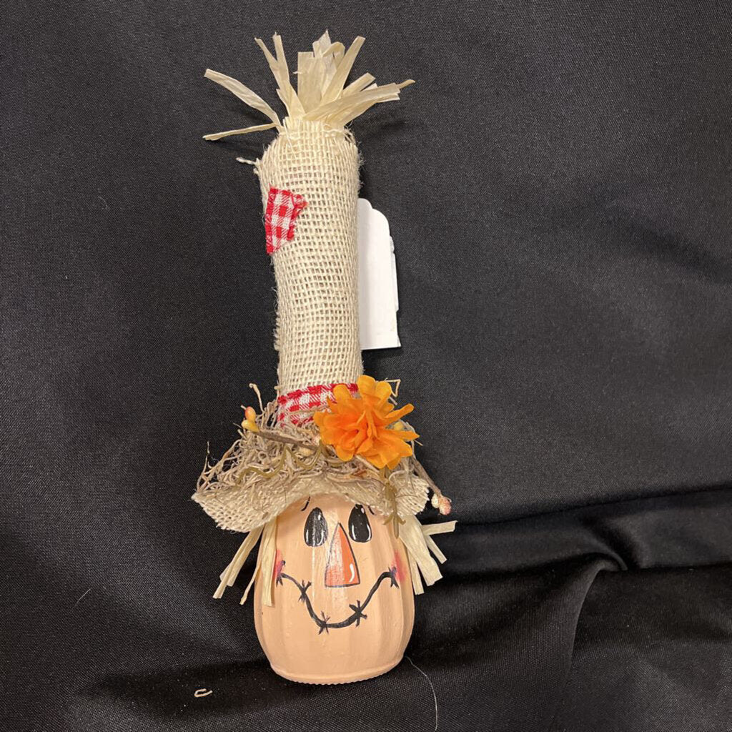 Scarecrow Vases w/ Hats + Flowers