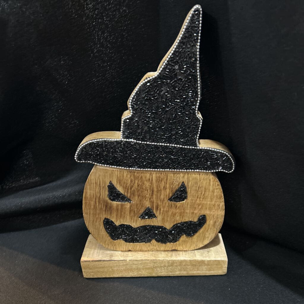 Jack O'Lantern (beaded black) with Witch Hat on Stand
