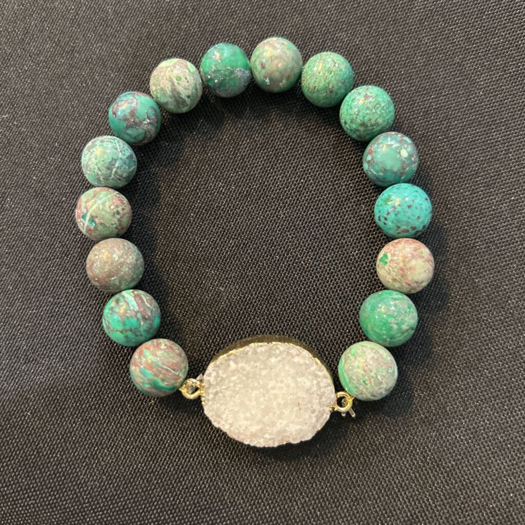 MJ Dark Green Stone Bead Bracelet with White Rock