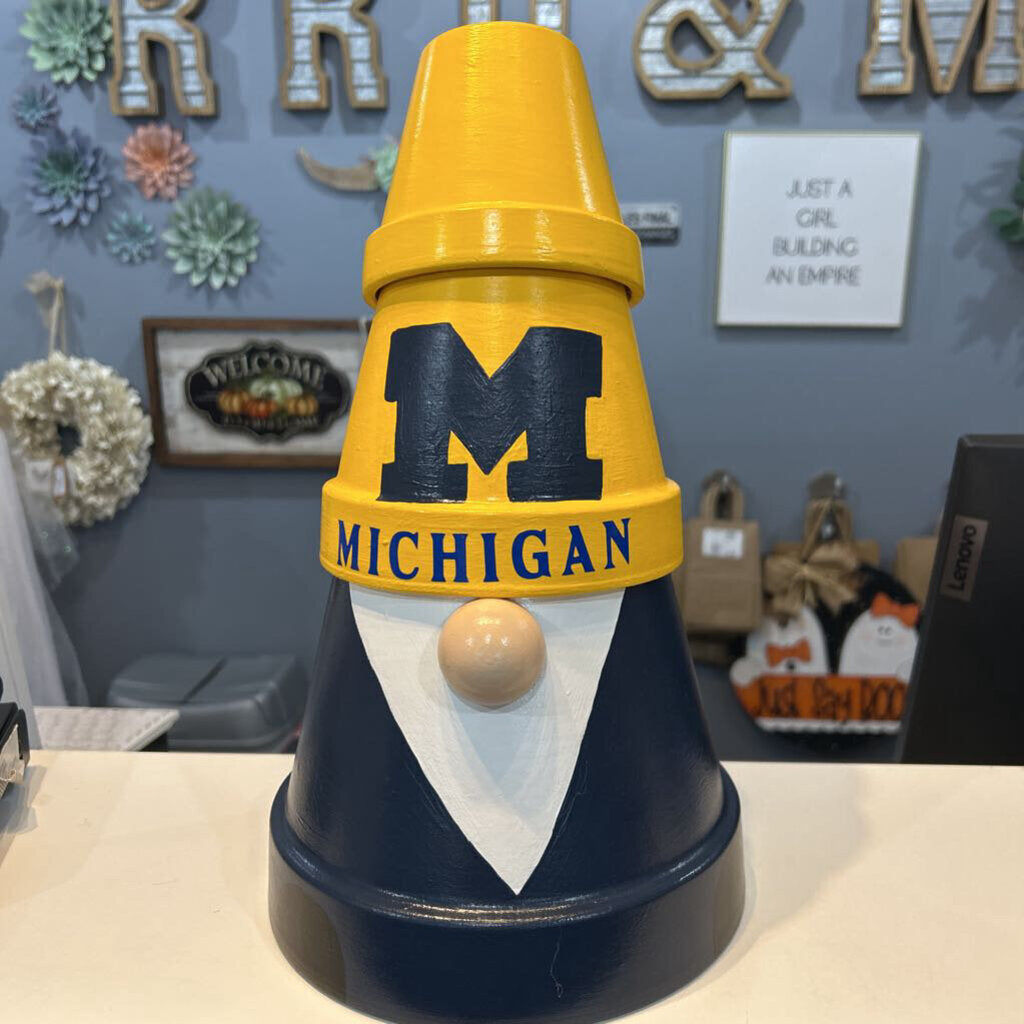 Michigan Clay Pot Gnome