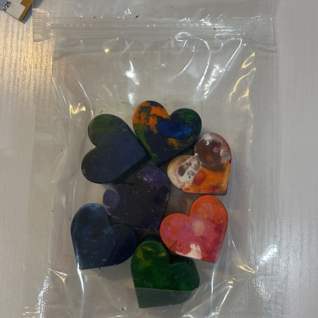 SM Heart Crayons