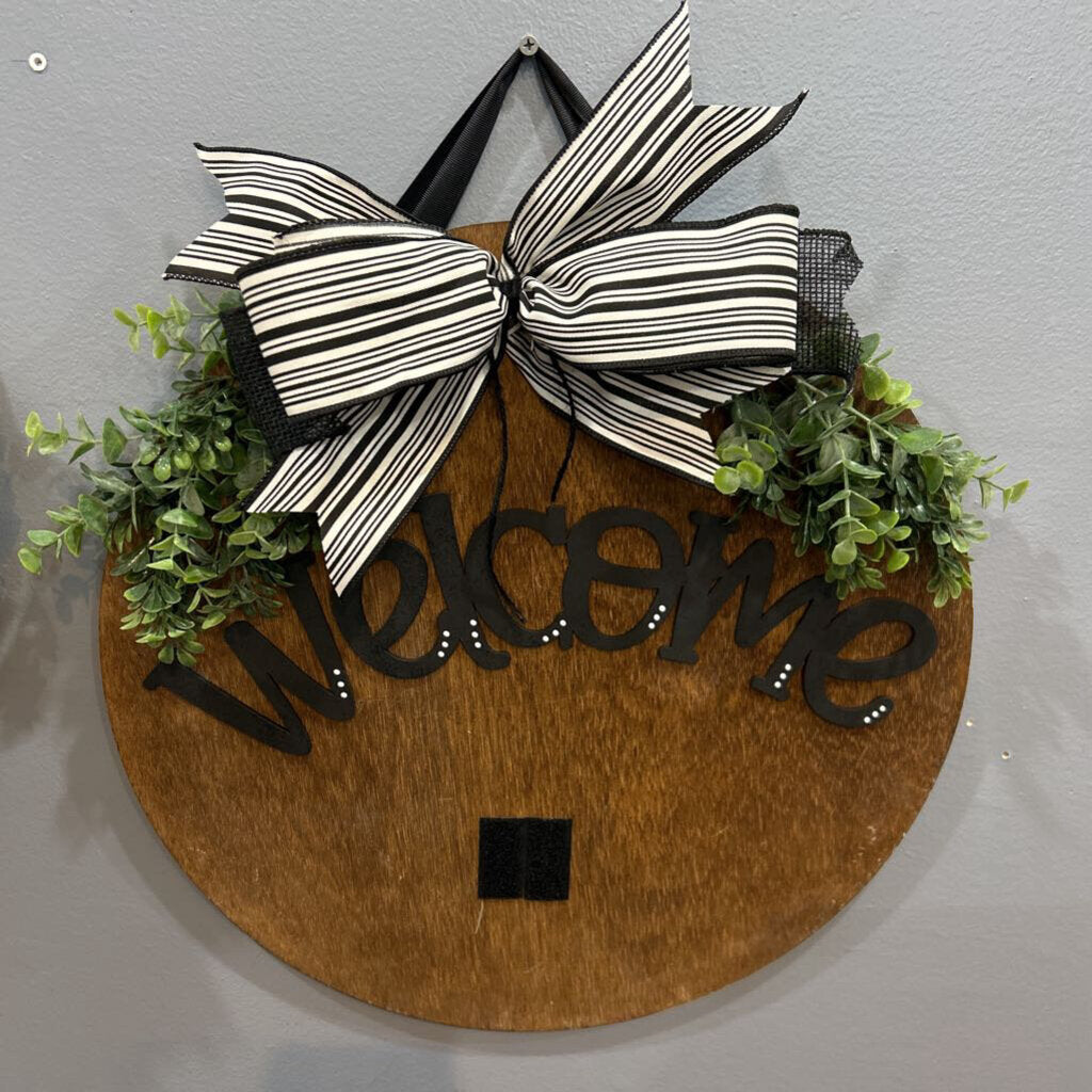 Black Welcome CAE Base Round