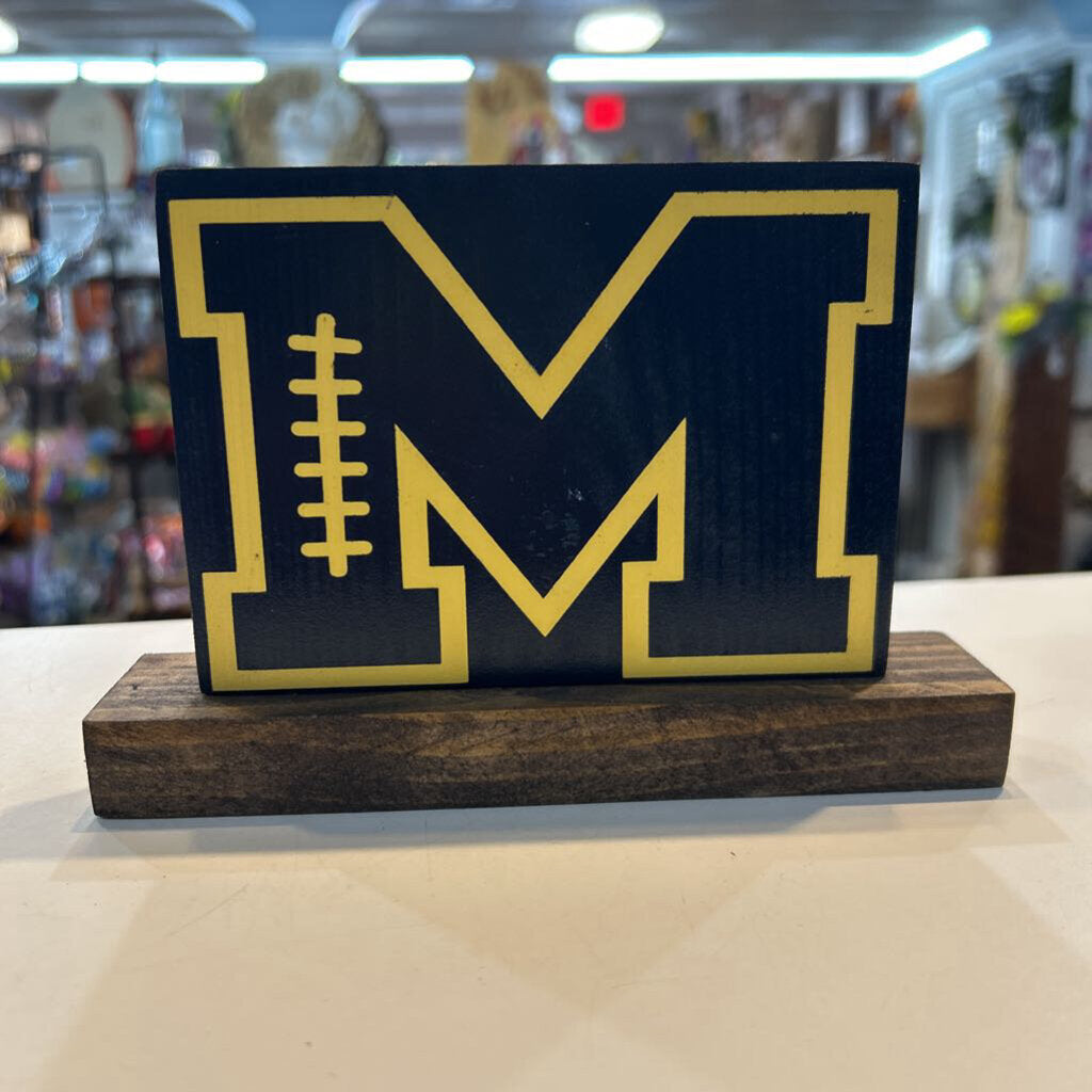 Michigan Wood Square On Stand Outlined Yellow M
