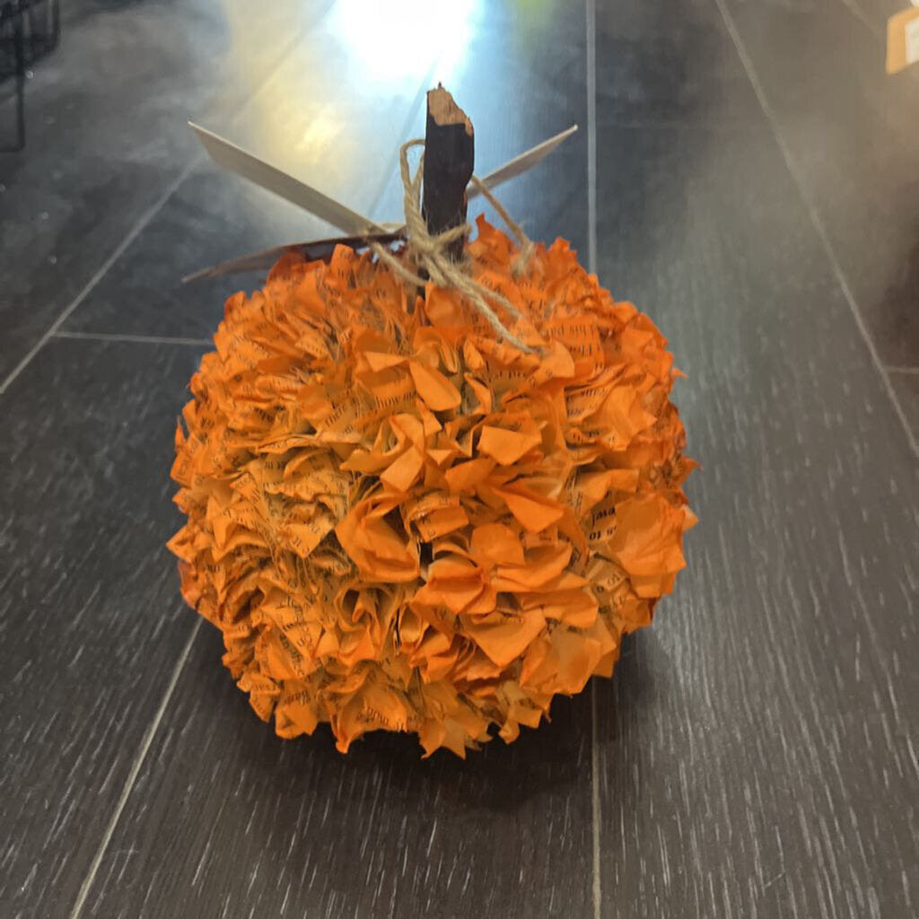 6" Xtra Full Rustic Book Page Pumpkin