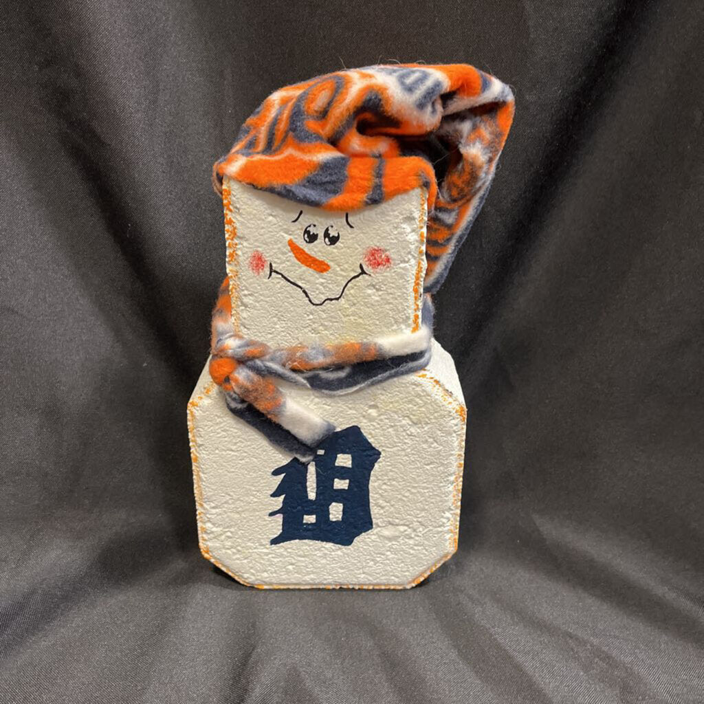 Detroit Tigers Snowman Bricks