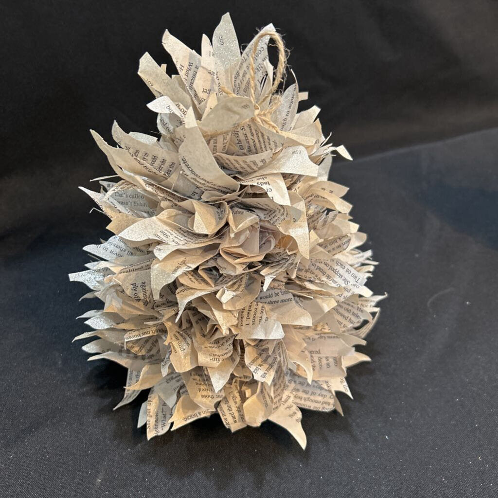 28. Full Pointy Book Page Christmas Tree