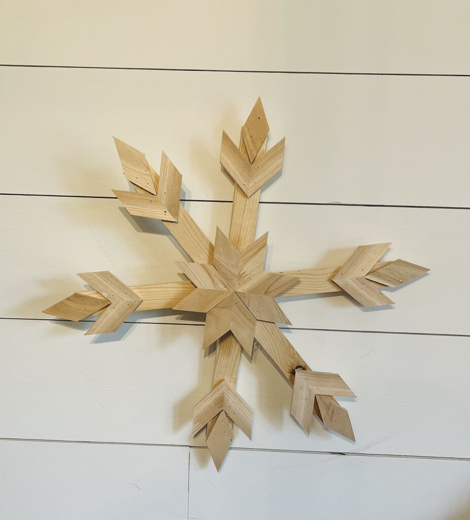 Natural Single Chevron Snowflake