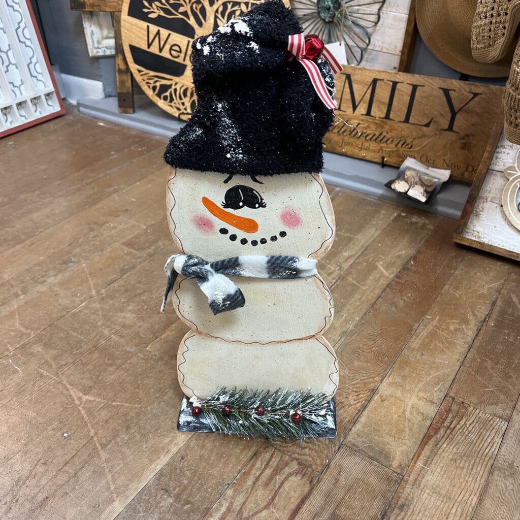 Wood Snowman on Base (Black Hat)
