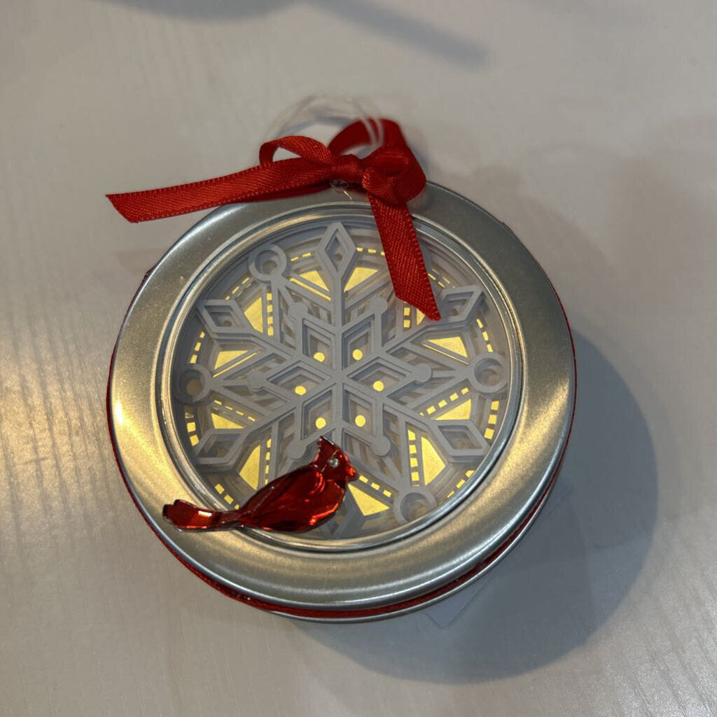 Snowflake Tin with Cardinal