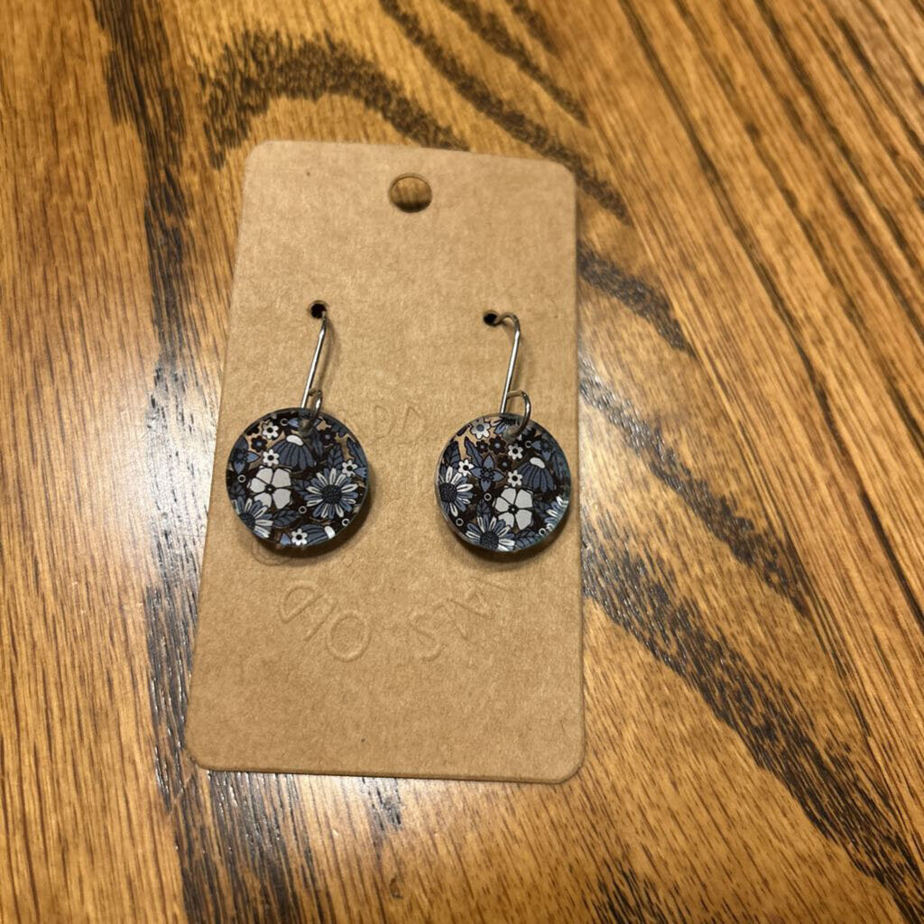 Black Floral Petite Earring