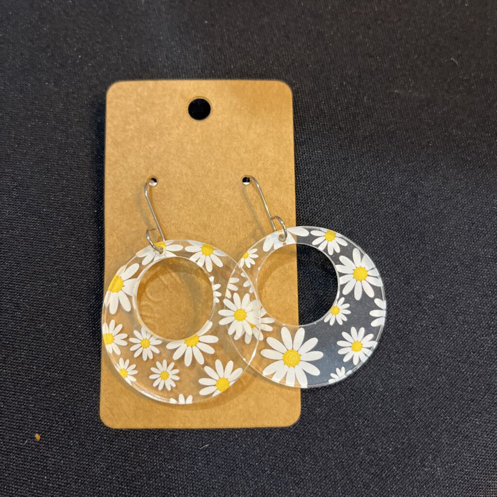 Daisy white Lg Circle Earring