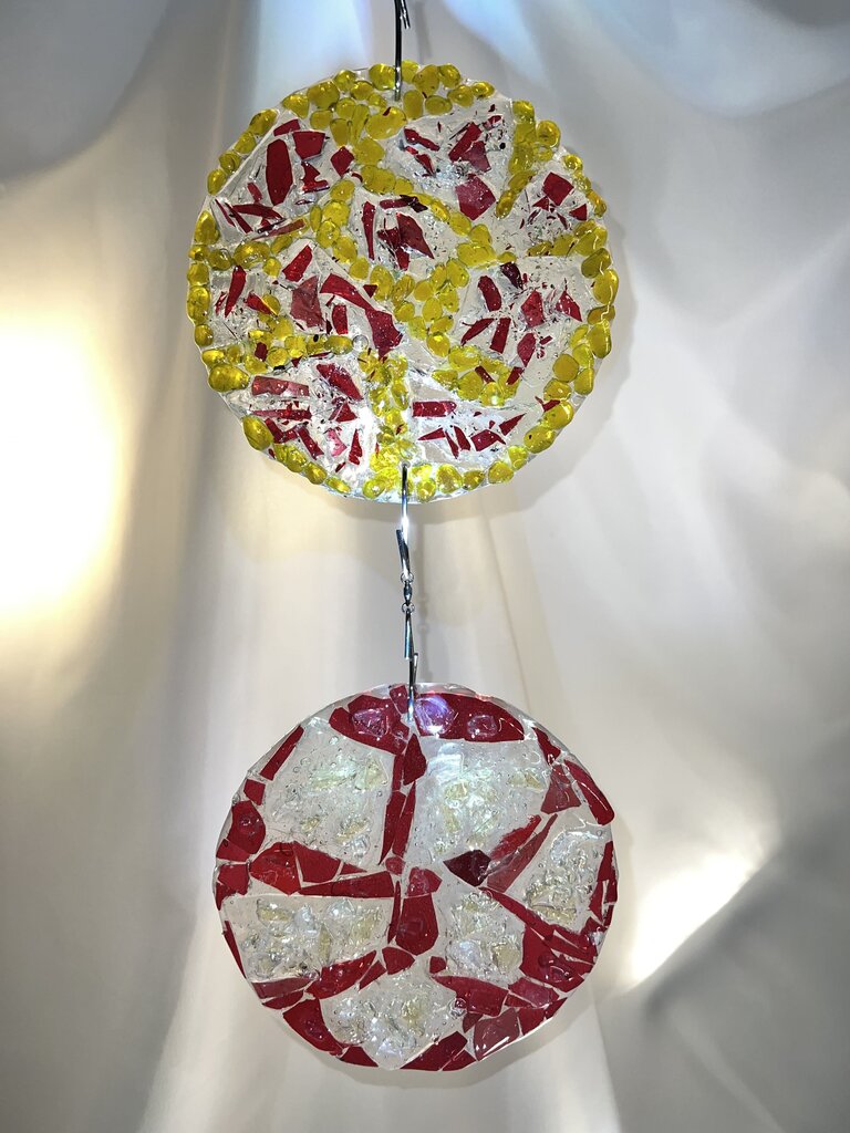 Suncatcher Crackled 2 Cascading (yellow, red)