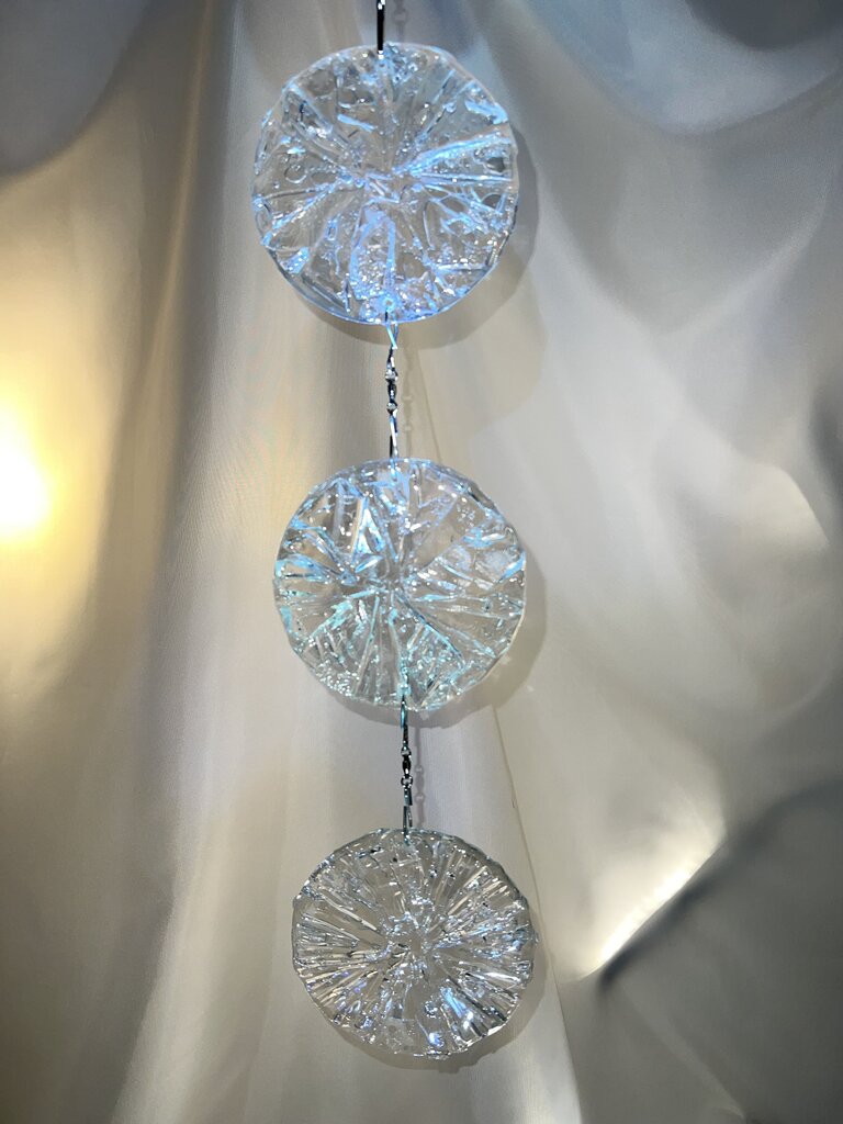 Suncatcher Glassy Clear 3 Cascading