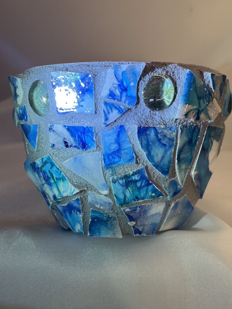 Mosaic Pot Turquoise w/grey grout alcohol ink tiles