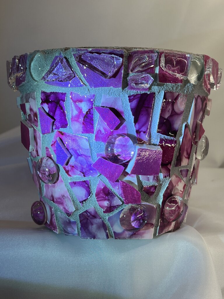Mosaic Pot pink w/white alcohol ink tiles