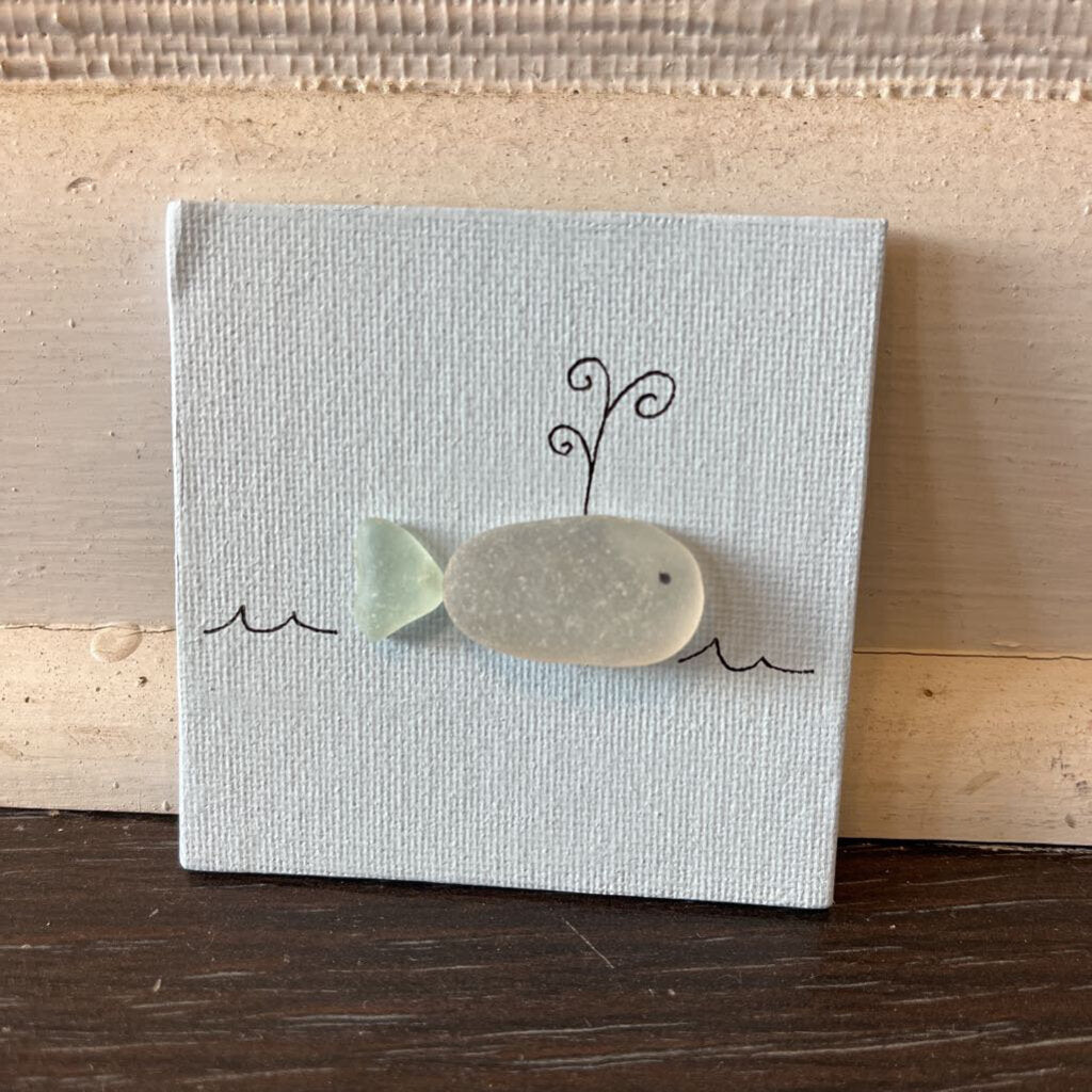 Blue magnet, whale (blue)