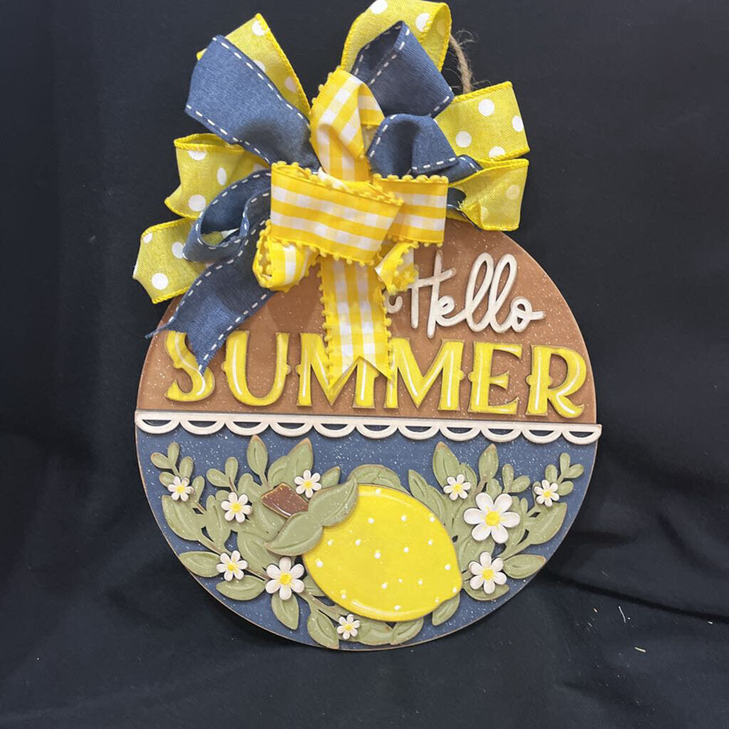 Hello Summer (Lemon) Door Hanger
