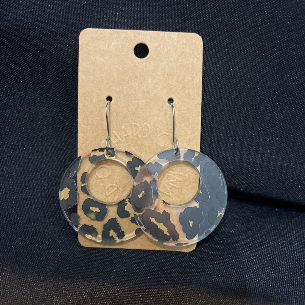 Cheetah Lg Circle