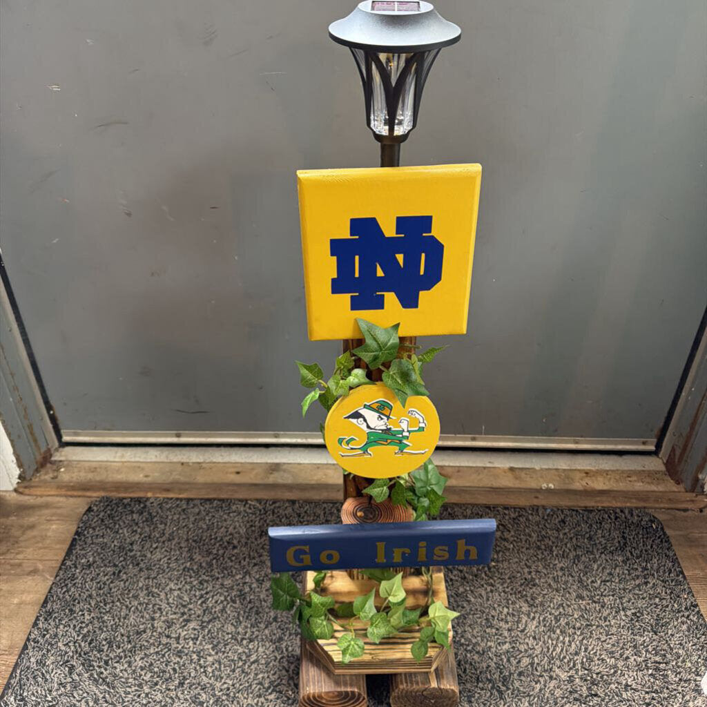 Notre Dame Leprechaun Non Sports Solar Light