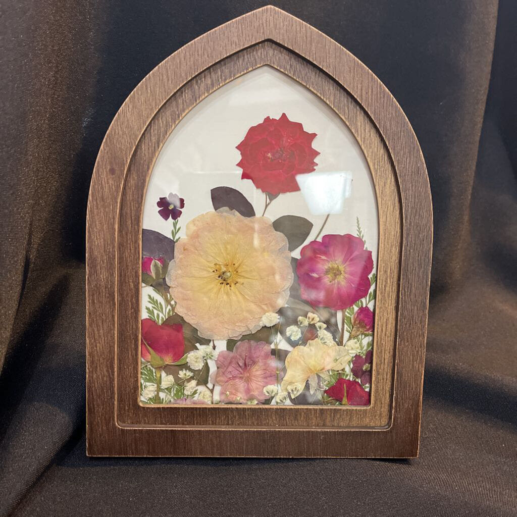 5x7 Wooden Arch Frame with Rose