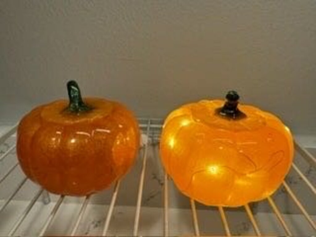 Small Tea Light Pumpkin