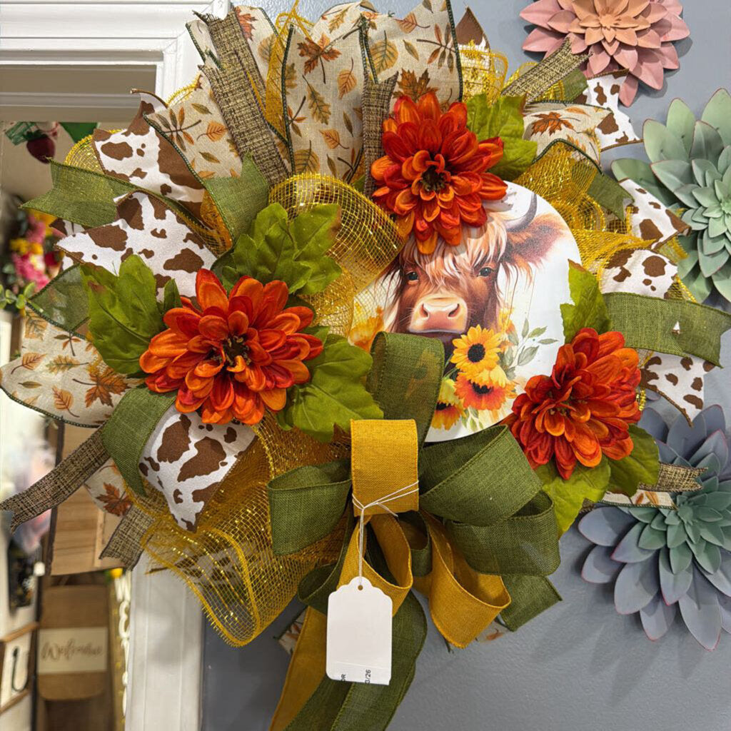 Wreath Cow Fall