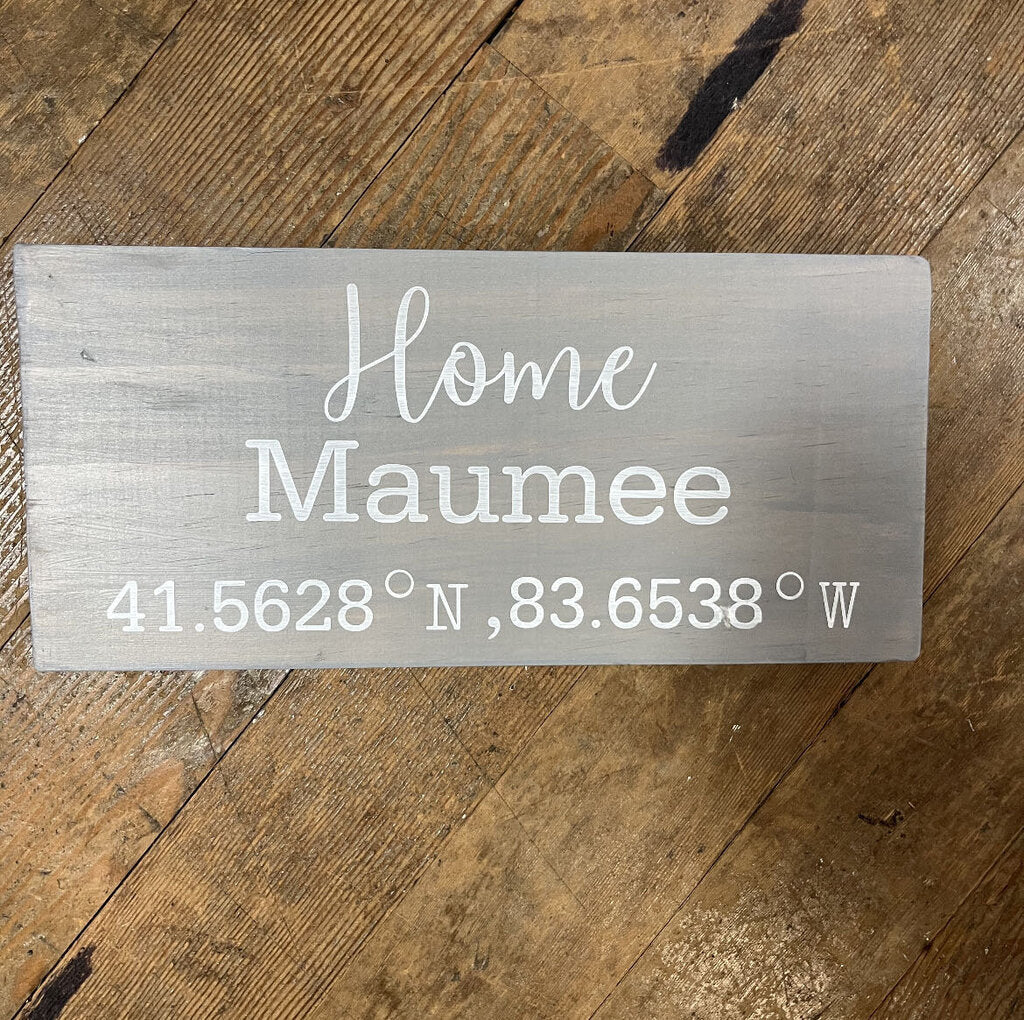 Maumee Ohio wood sign