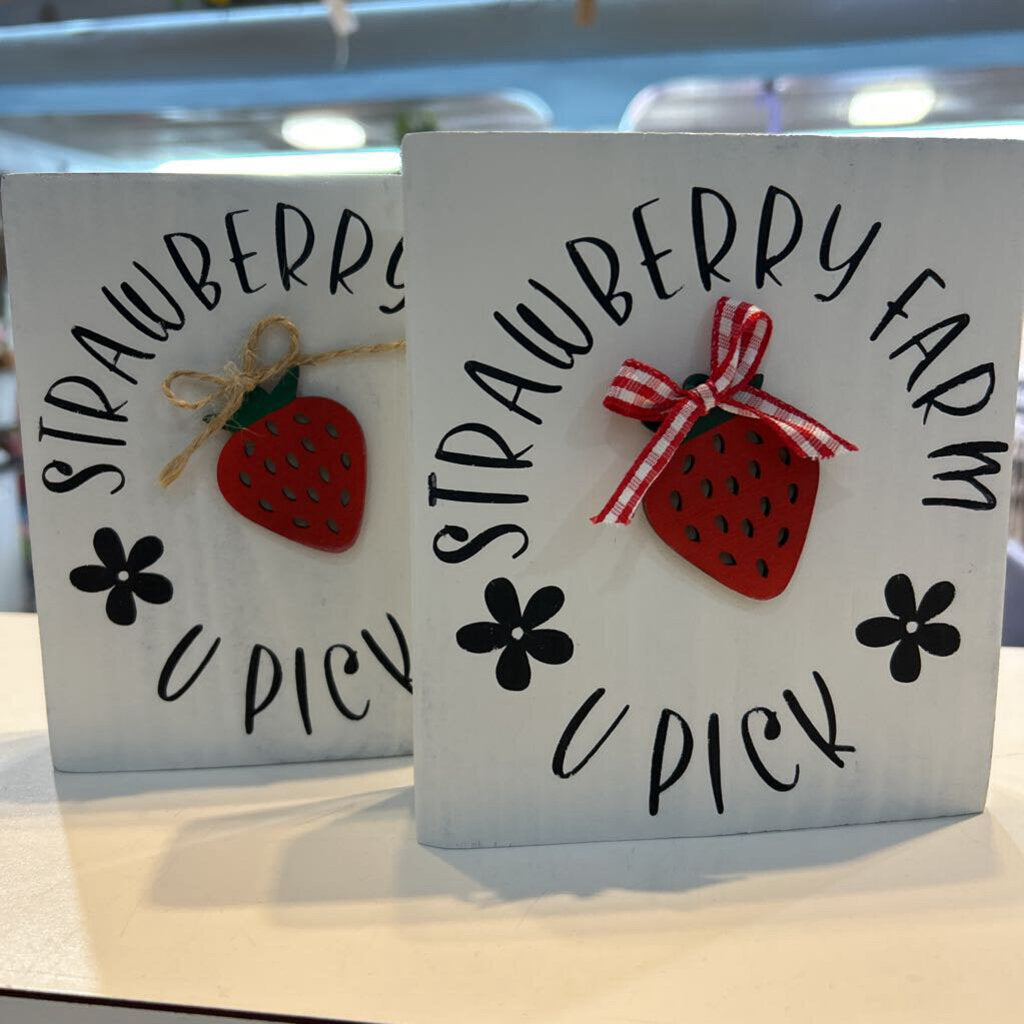Strawberry Farm U Pick Wood Block
