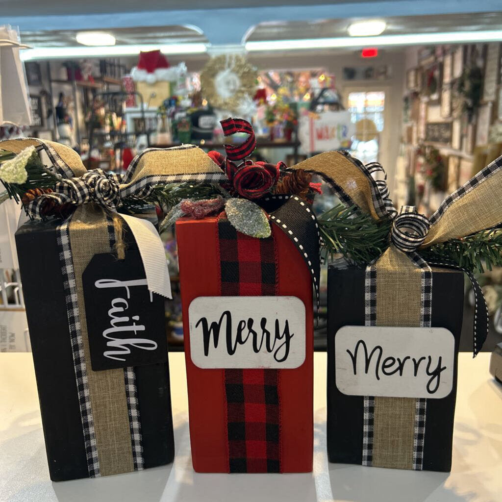 7" Wood Presents Red & Black