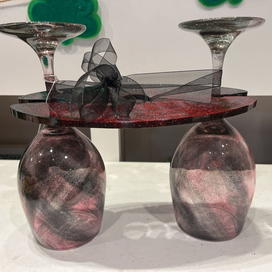 Red/Black Wine glass & Holder set