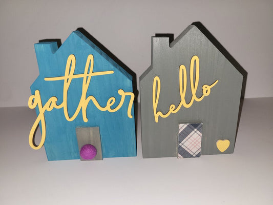 House Shelf Sitter