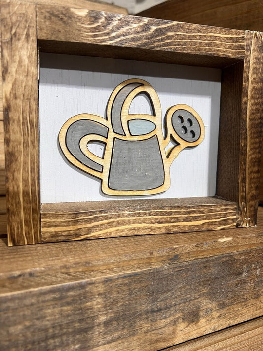 Watering can mini (shelf sitter)