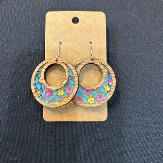Tulip Inlay Circle Earrings
