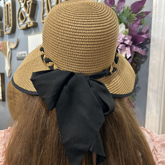 Womans Straw Black trim w/Black bow