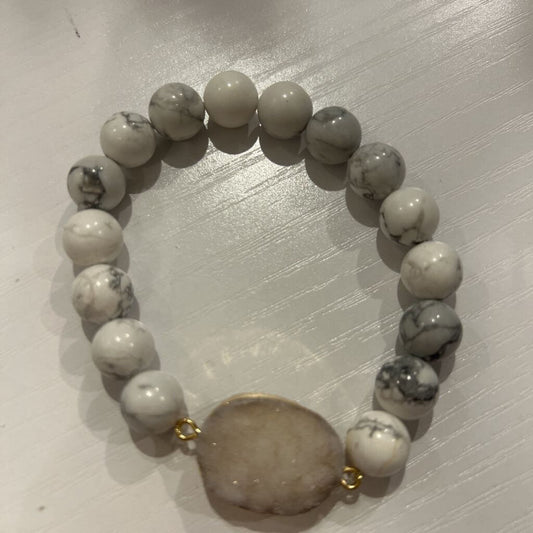 MJ White Howlite 10mm Stone Bracelet Quartz