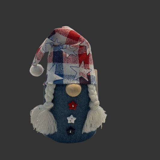 Gnome Patriotic Girl