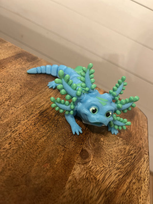 Glow In The Dark Axolotl Glow Blue/Green SW